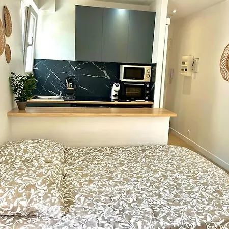Apartament Cosy Proche Plage, Parking Gratuit *