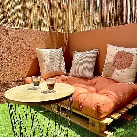 Apartament Cosy Proche Plage, Parking Gratuit *